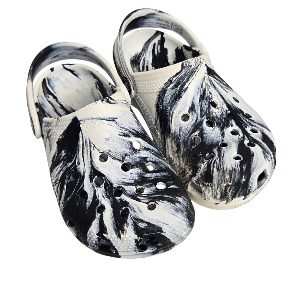 Crocs Youth Classic Clogs Marbled Black White Kids Size 12 Casual Comfortable